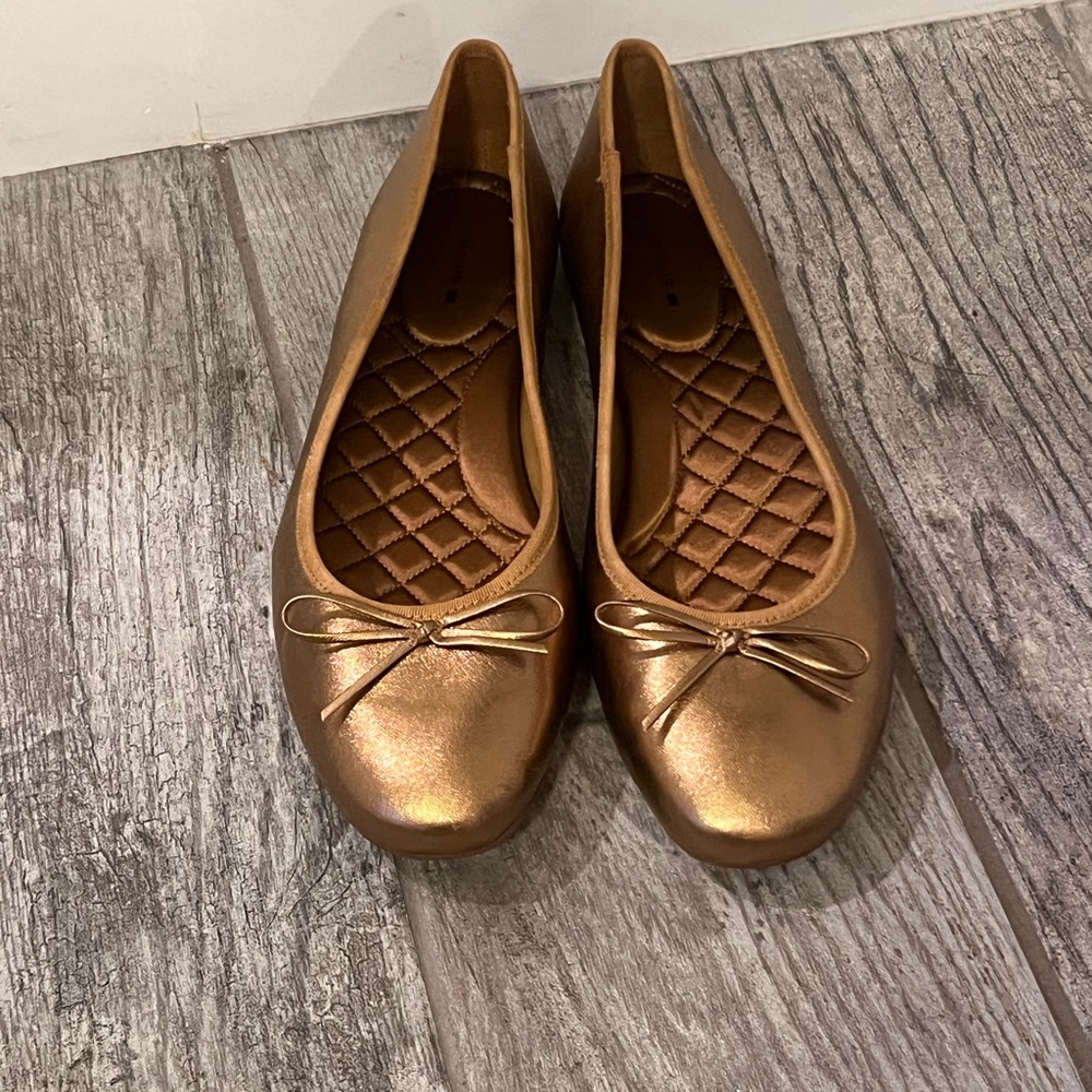 Birdies Bronze Metallic Ballet Flats with Bow